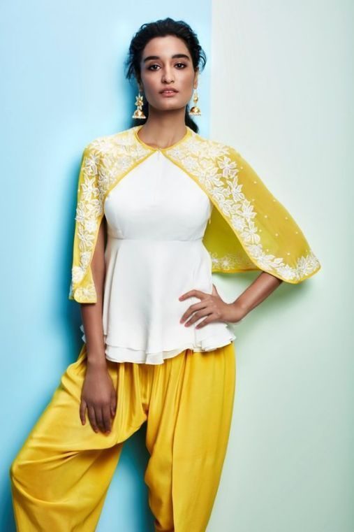 8 Kurti & Jeans Looks To Help You Nail The Indo-Western Style