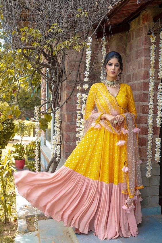 Get Floral Angrakha Kurta With Striped Pants & Dupatta Set at ₹ 2349 | LBB  Shop